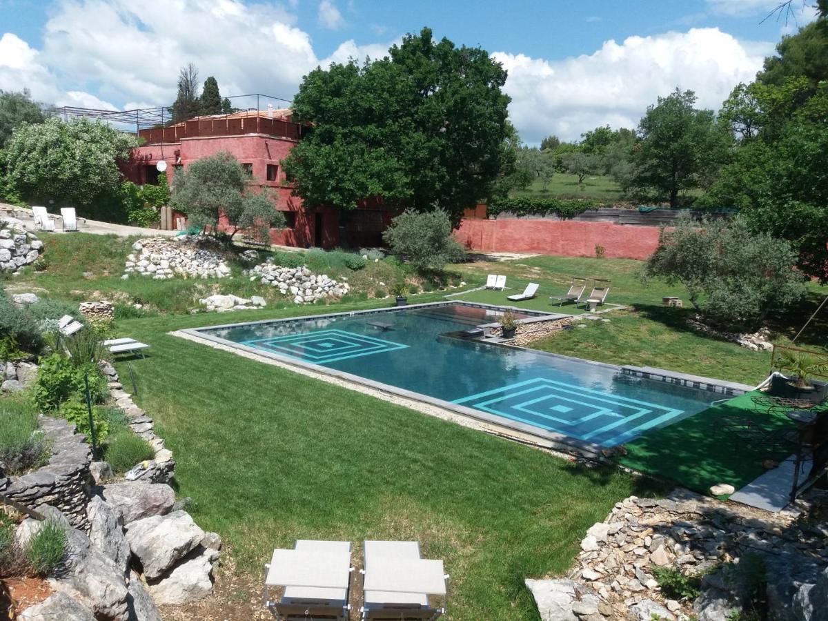 La Medievale du Luberon Roussillon en Isere Esterno foto
